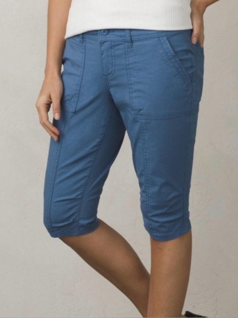 Prana Women's Blue Knee-Length Bermuda Shorts